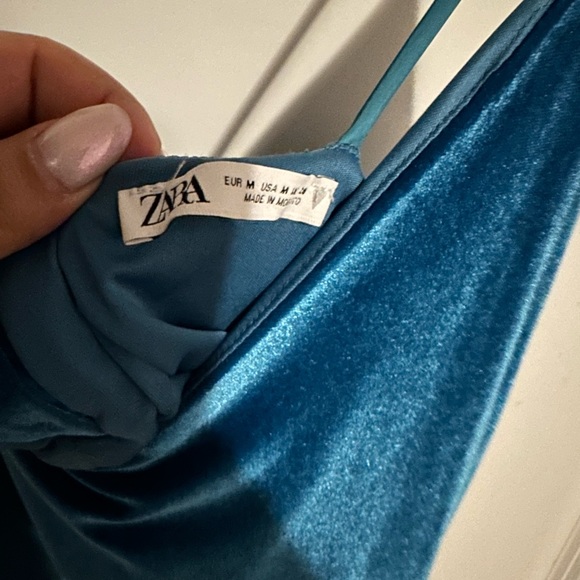 Velvet midi dress - Picture 3 of 4